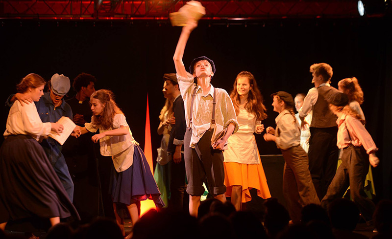 freres_saint_jean_revelateur Comédie Saint-Jean Révélateur avec les Frères de Saint-Jean