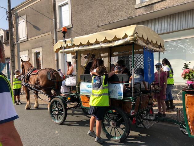 freres_saint_jean_mdemarie3 le M de Marie à Pellevoisin